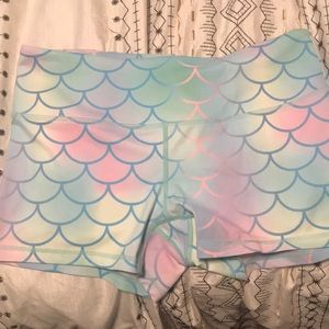 🧜🏻‍♀️🐠 Feed Me Fight Me 🐠🧜🏻‍♀️